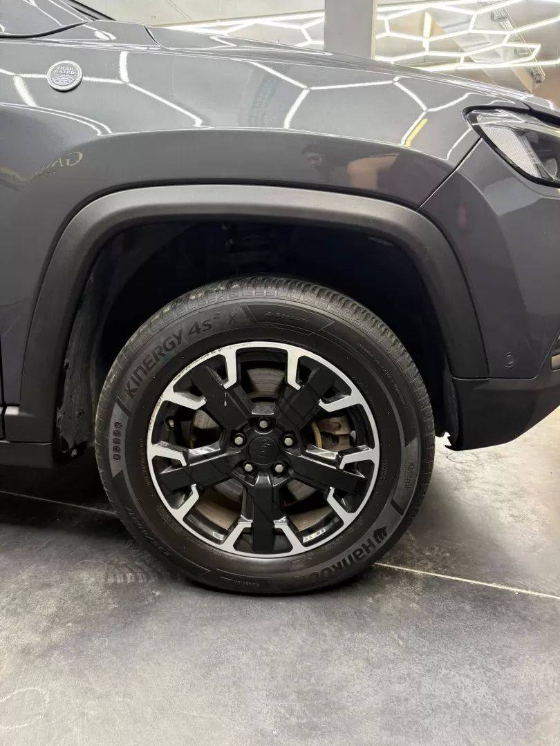 jeep-compass-2022-hibrido-1332cc
