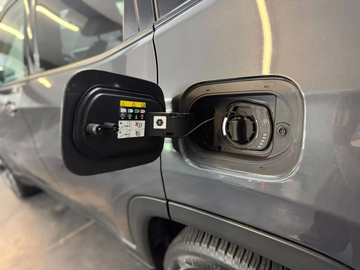 jeep-compass-2022-hibrido-1332cc