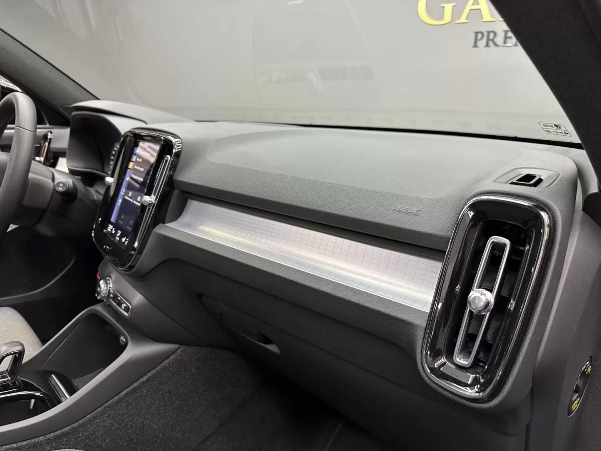 volvo-xc40-2022-hibrido-1477cc