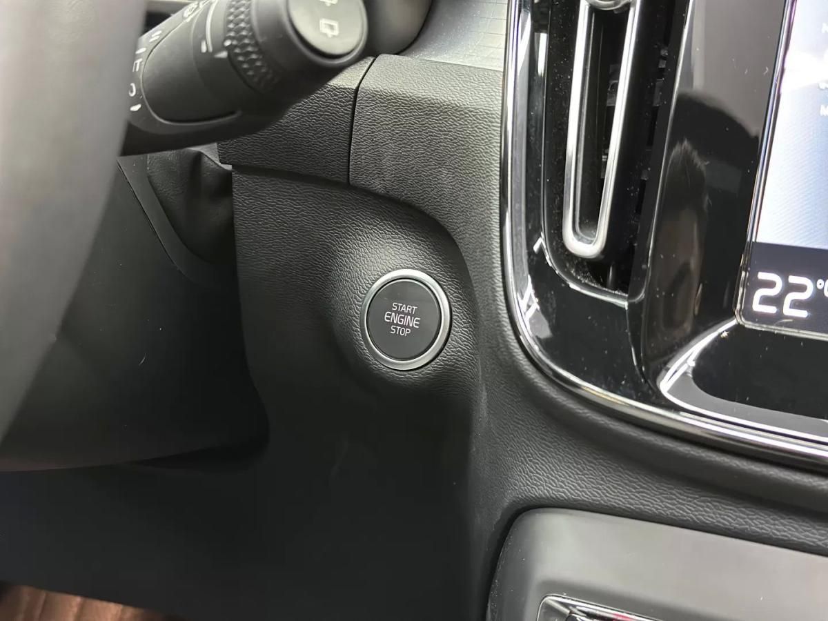volvo-xc40-2022-hibrido-1477cc