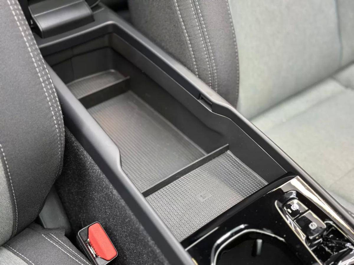 volvo-xc40-2022-hibrido-1477cc