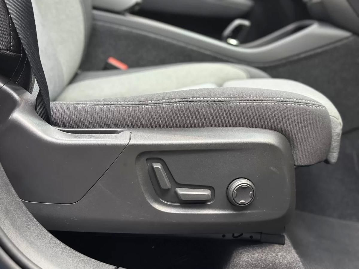 volvo-xc40-2022-hibrido-1477cc