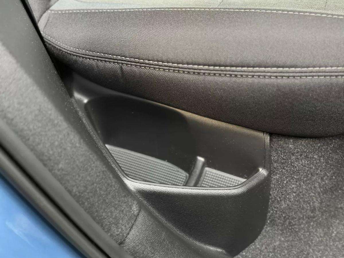 volvo-xc40-2022-hibrido-1477cc
