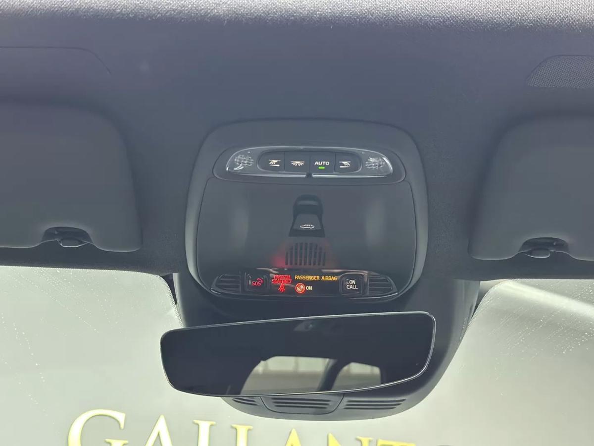 volvo-xc40-2022-hibrido-1477cc