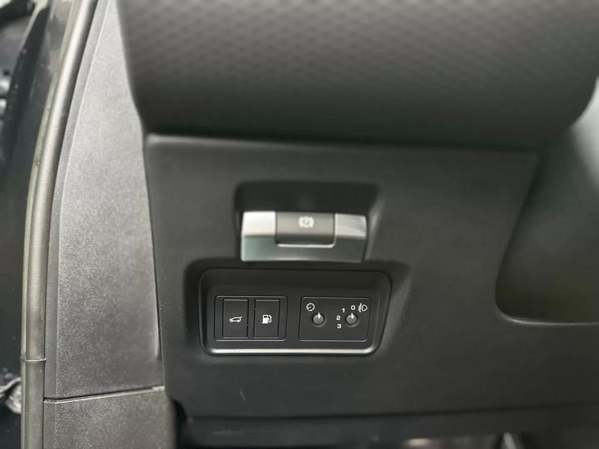 land-rover-range-rover-evoque-2024-hibrido-1498cc