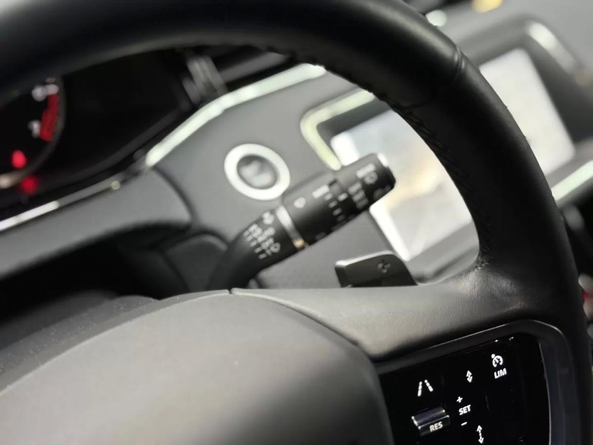 land-rover-range-rover-evoque-2024-hibrido-1498cc