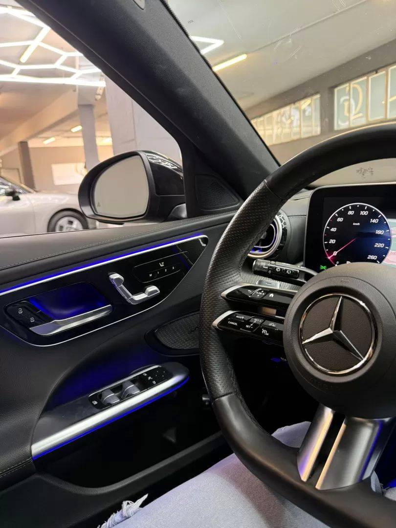 mercedes-benz-classe-c-2023-hibrido-1999cc