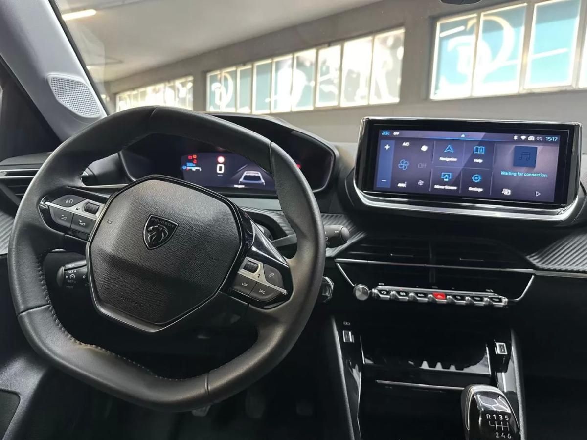 peugeot-208-2024-gasolina-1199cc