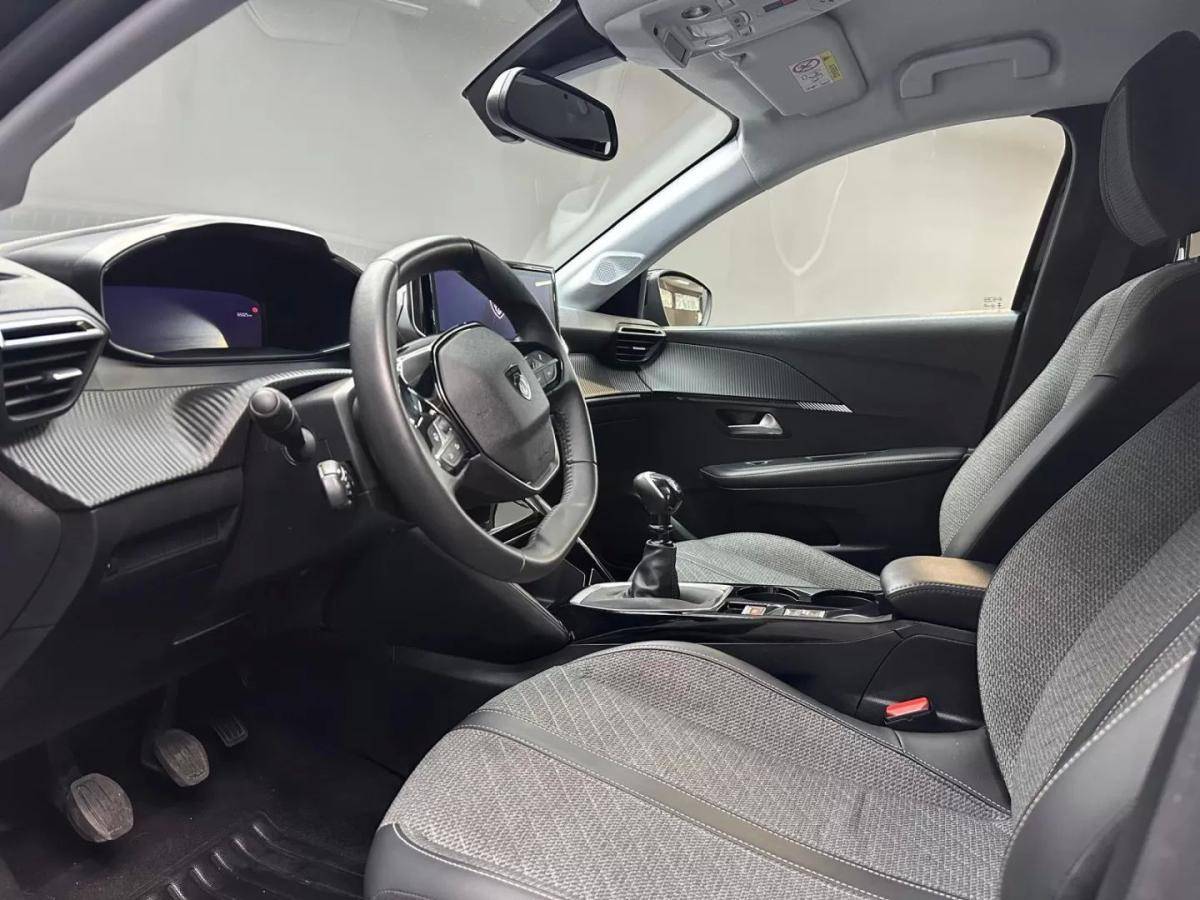 peugeot-208-2024-gasolina-1199cc