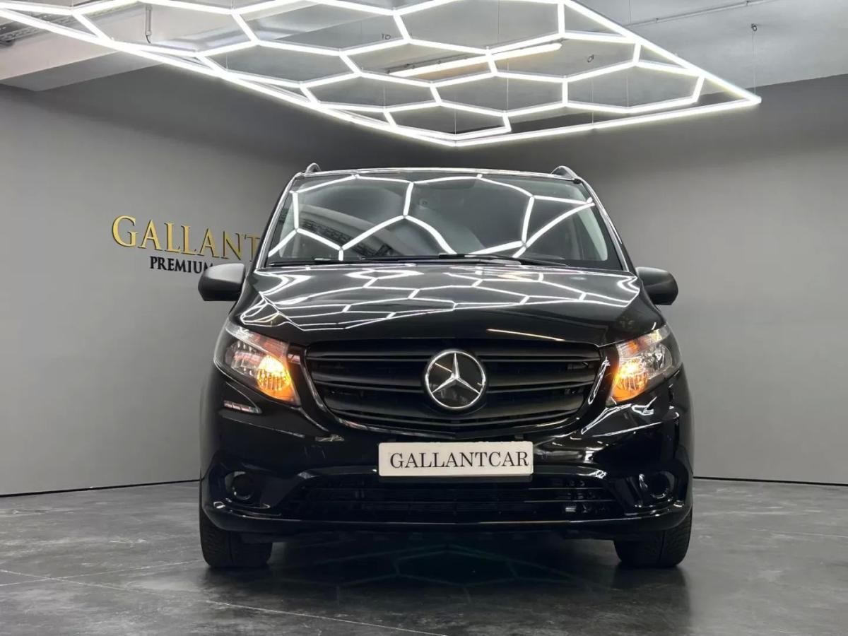 mercedes-benz-vito-2023-diesel-1950cc