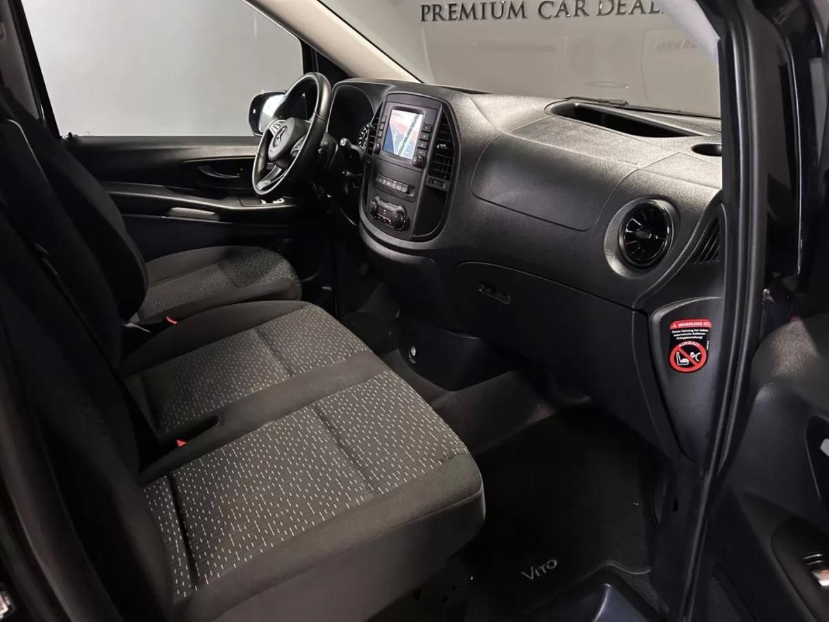 mercedes-benz-vito-2023-diesel-1950cc