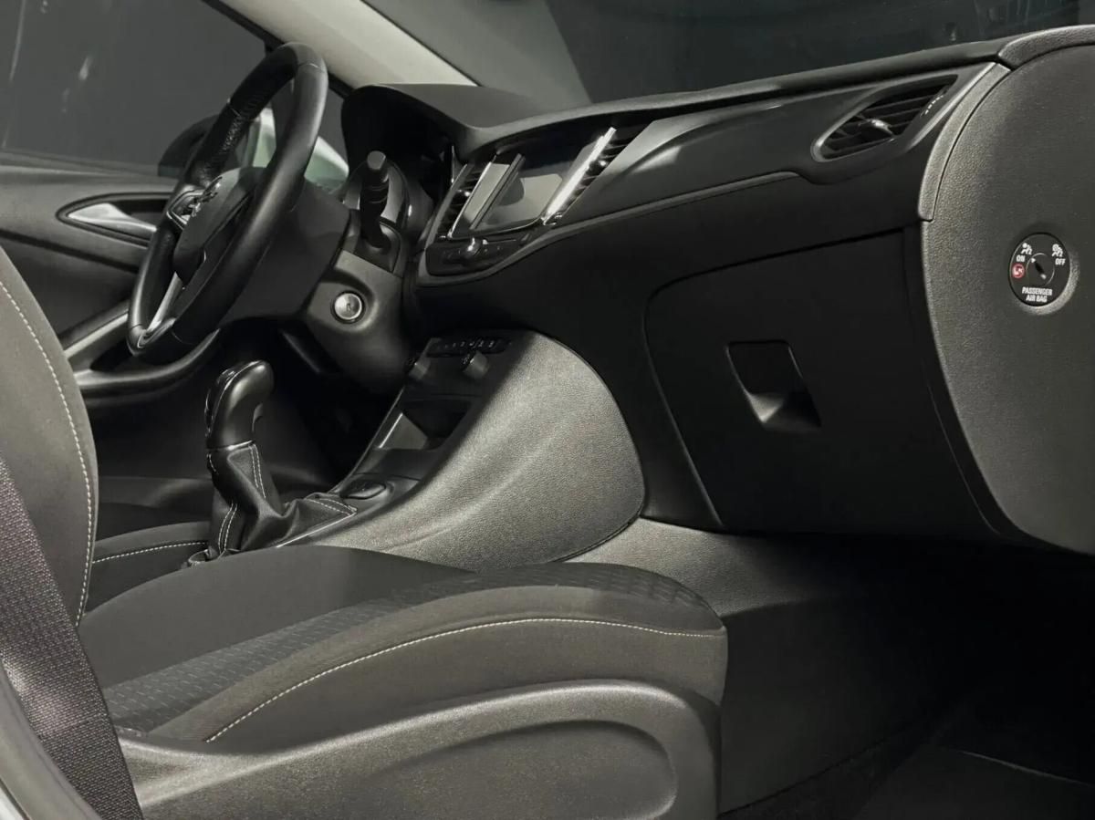 opel-astra-2020-diesel-1496cc