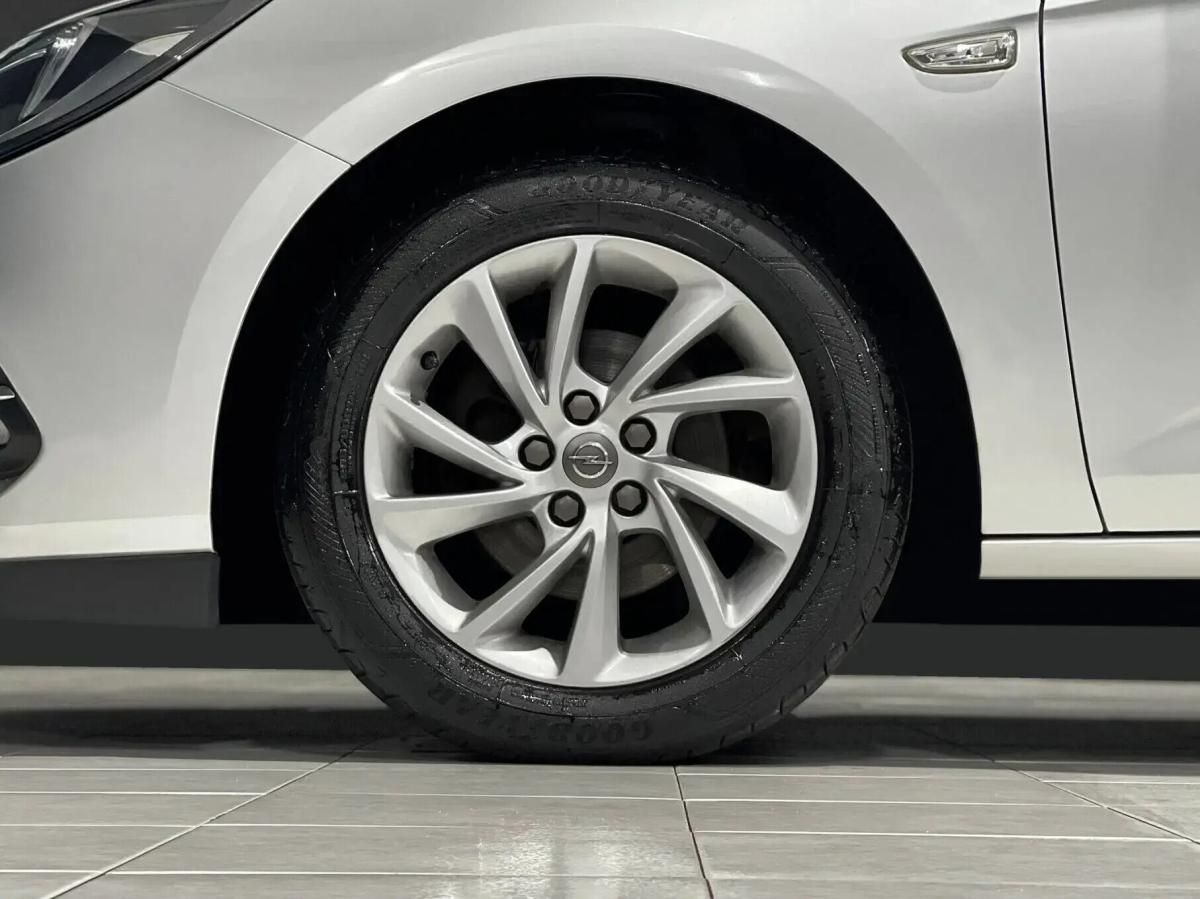 opel-astra-2020-diesel-1496cc