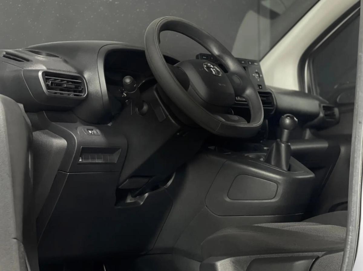 toyota-proace-2021-diesel-1499cc