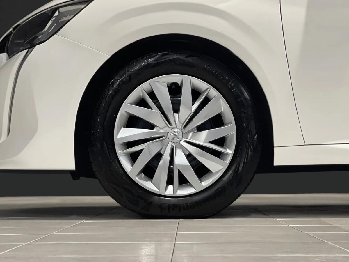 peugeot-208-2021-gasolina-1199cc
