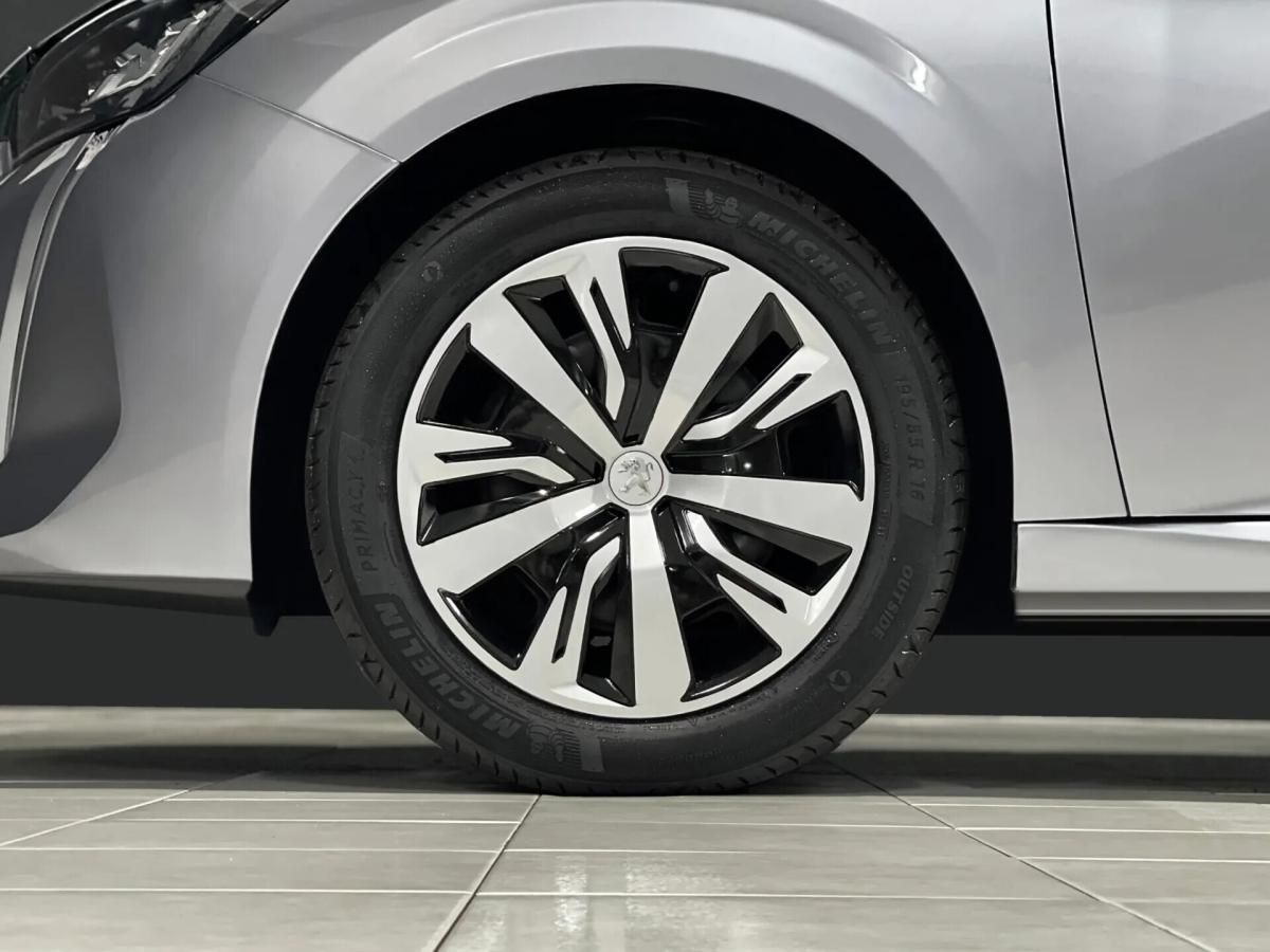 peugeot-208-2023-gasolina-1199cc