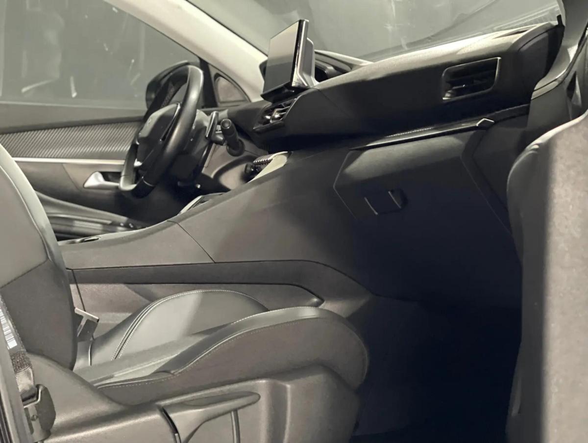 peugeot-5008-2021-diesel-1499cc