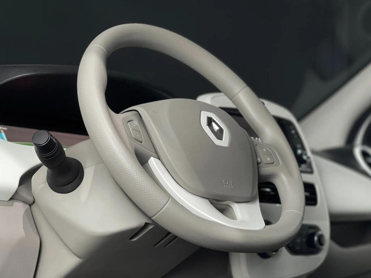 renault-zoe-2019-eletrico-0cc