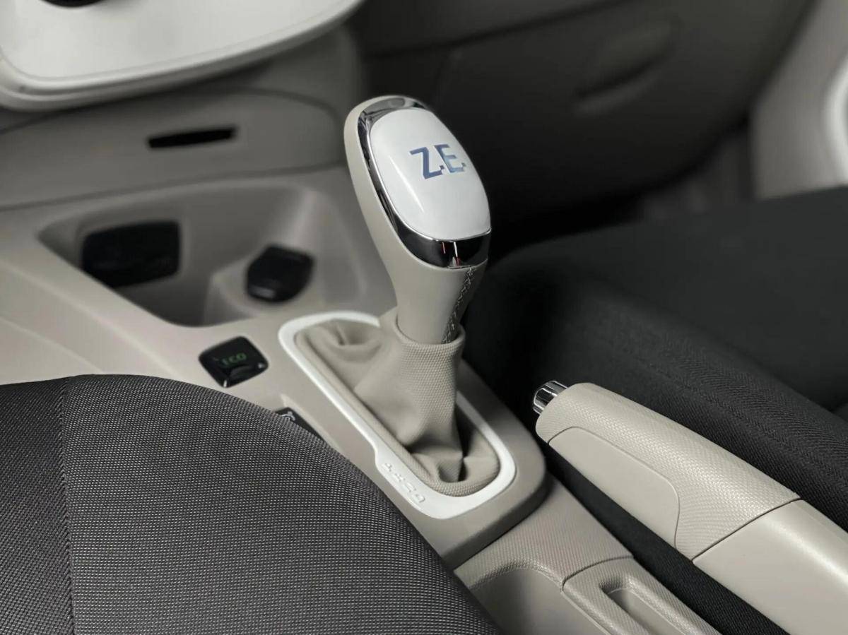 renault-zoe-2019-eletrico-0cc