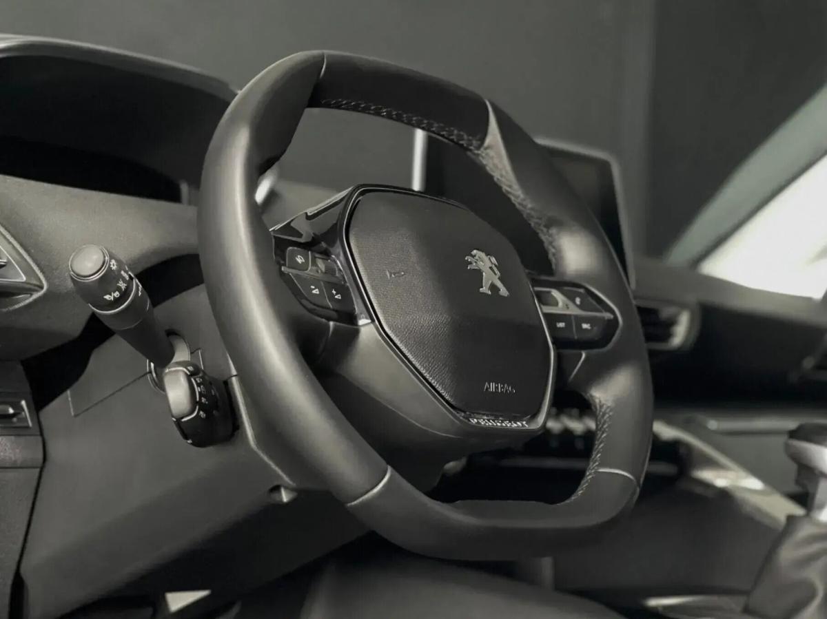 peugeot-3008-2018-diesel-1499cc