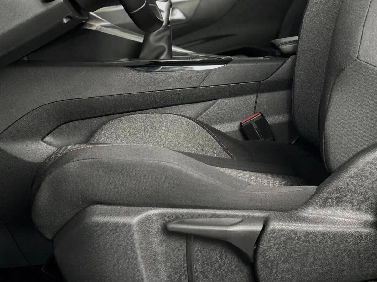 peugeot-3008-2018-diesel-1499cc
