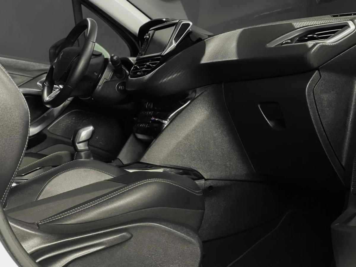 peugeot-2008-2016-gasolina-1199cc