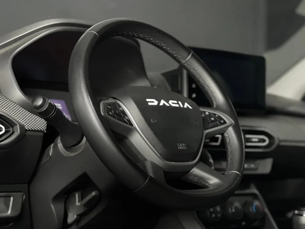 dacia-jogger-2023-gpl-999cc
