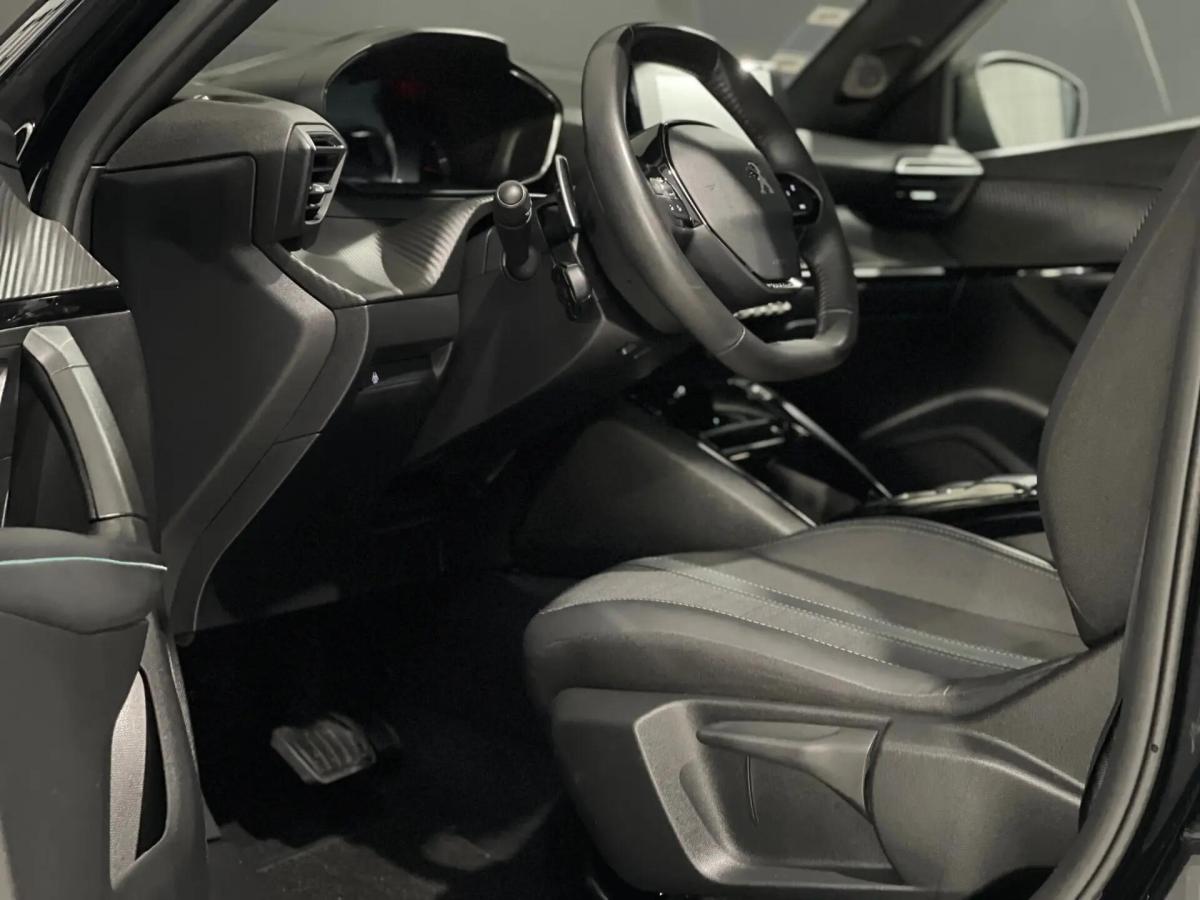 peugeot-2008-2023-diesel-1499cc