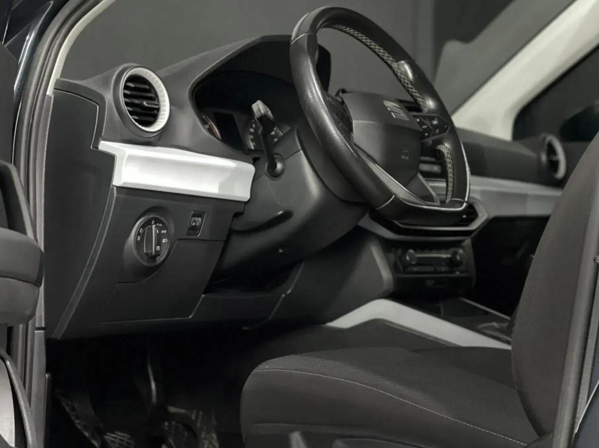 seat-arona-2022-gasolina-999cc