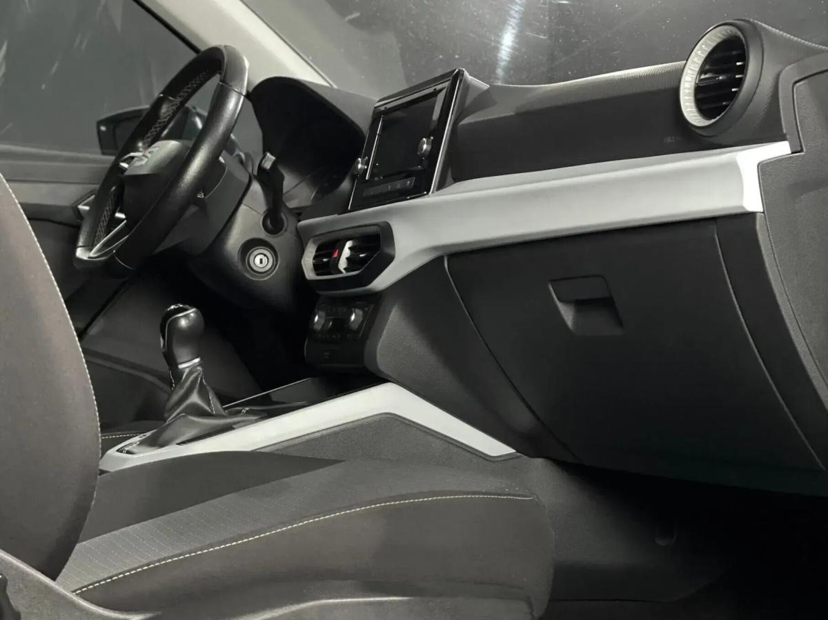 seat-arona-2022-gasolina-999cc