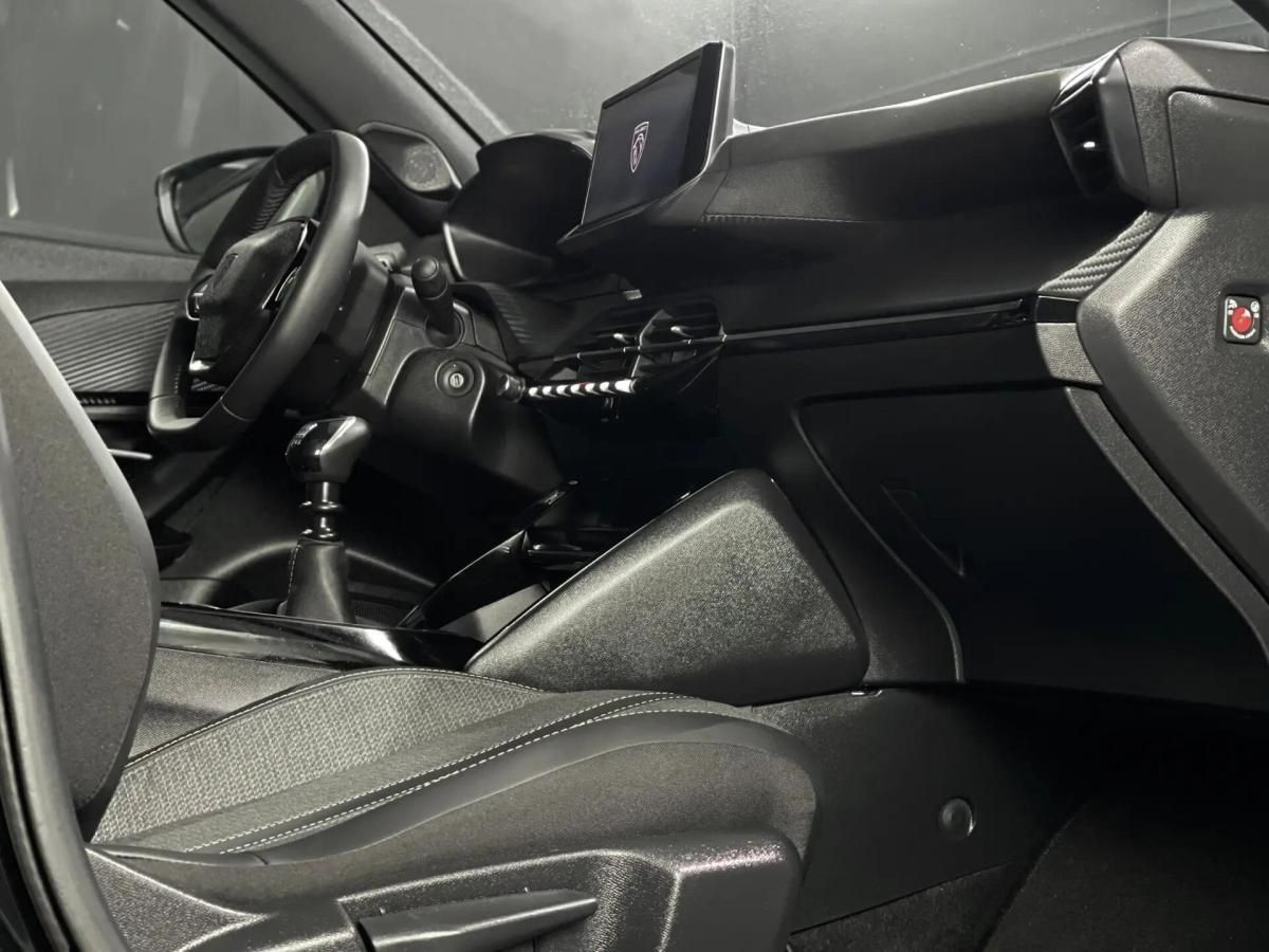 peugeot-2008-2024-gasolina-1199cc