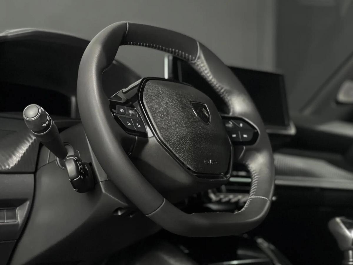 peugeot-2008-2024-gasolina-1199cc