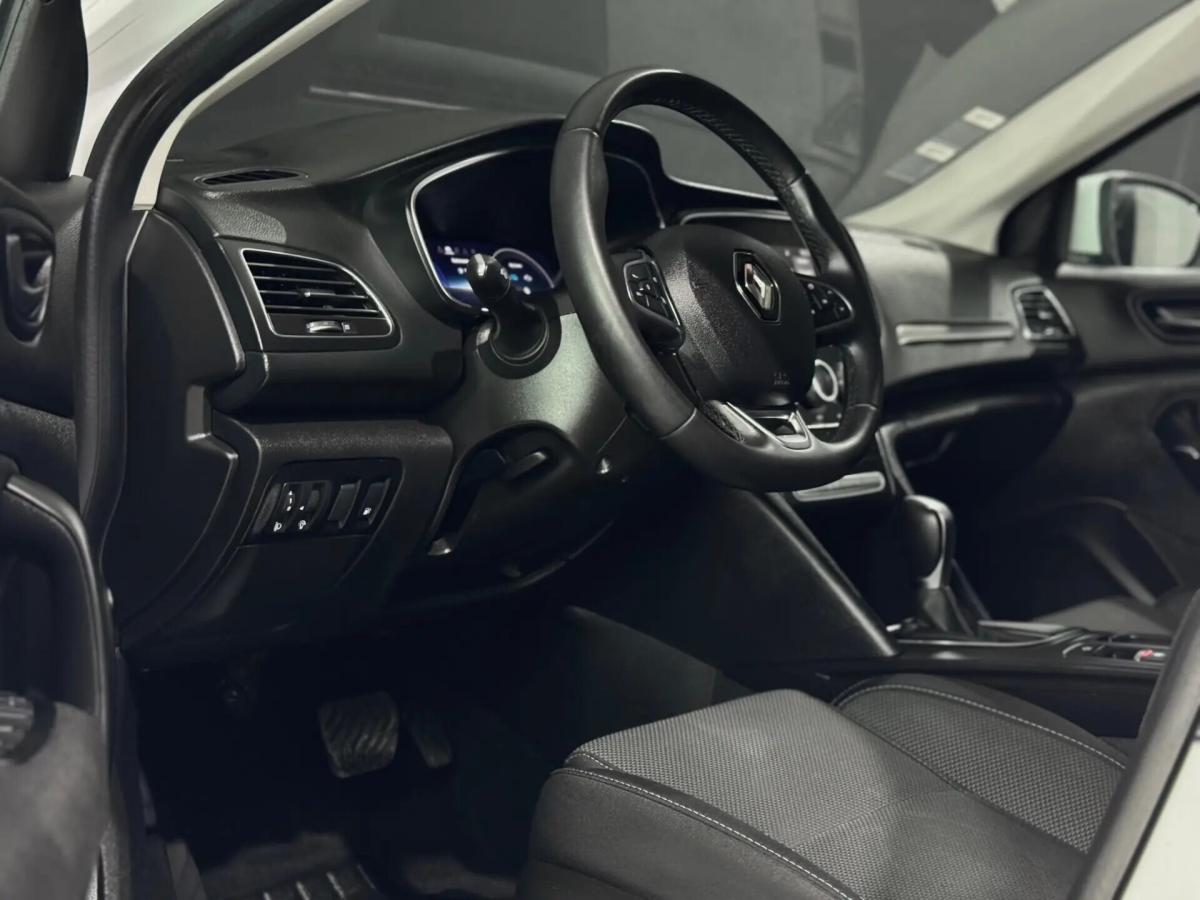 renault-megane-e-tech-2022-hibrido-a-gasolina-1598cc