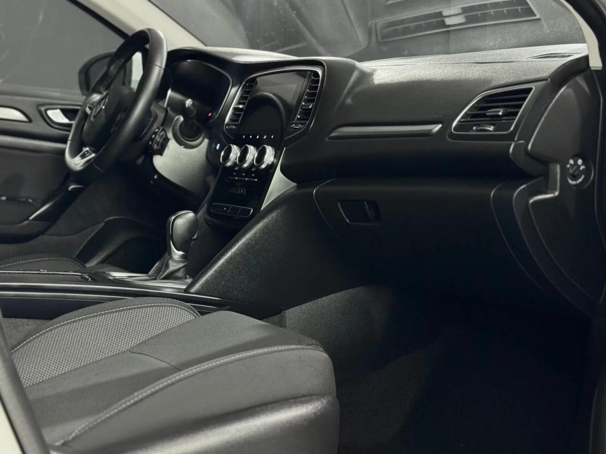 renault-megane-e-tech-2022-hibrido-a-gasolina-1598cc