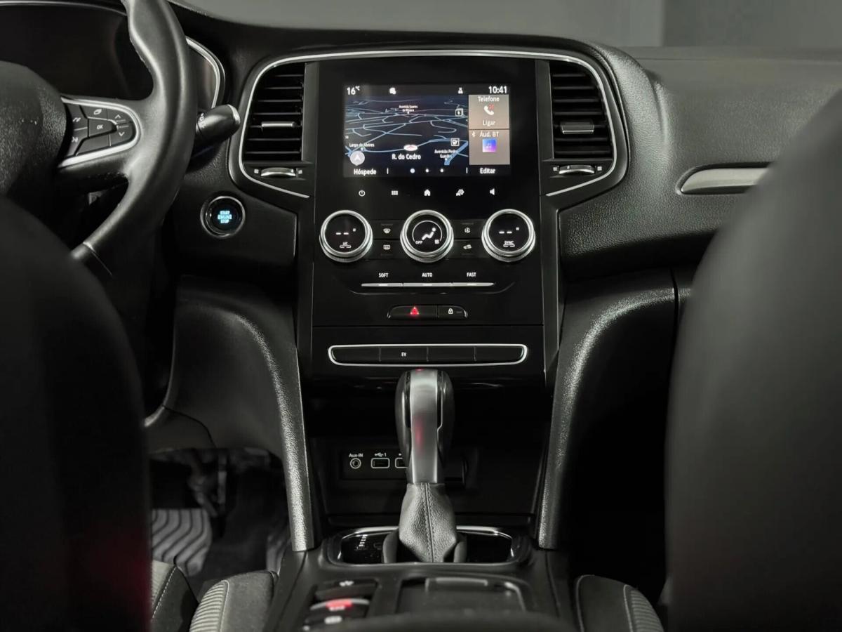 renault-megane-e-tech-2022-hibrido-a-gasolina-1598cc