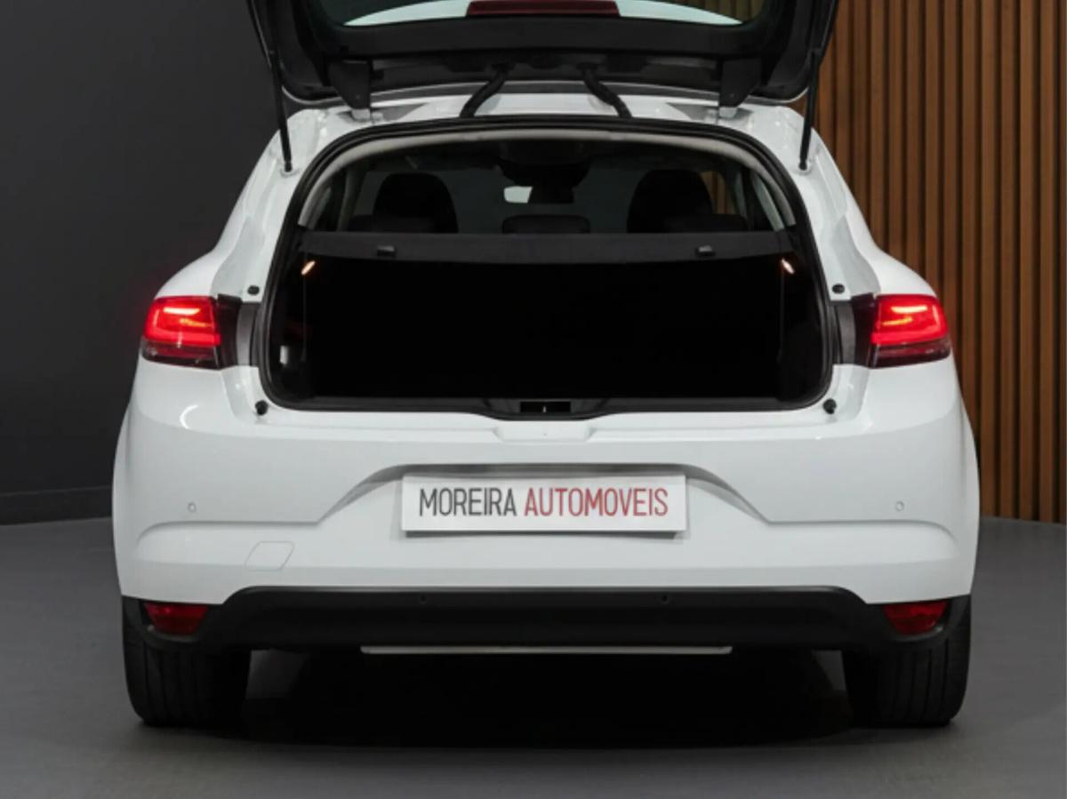 renault-megane-e-tech-2022-hibrido-a-gasolina-1598cc