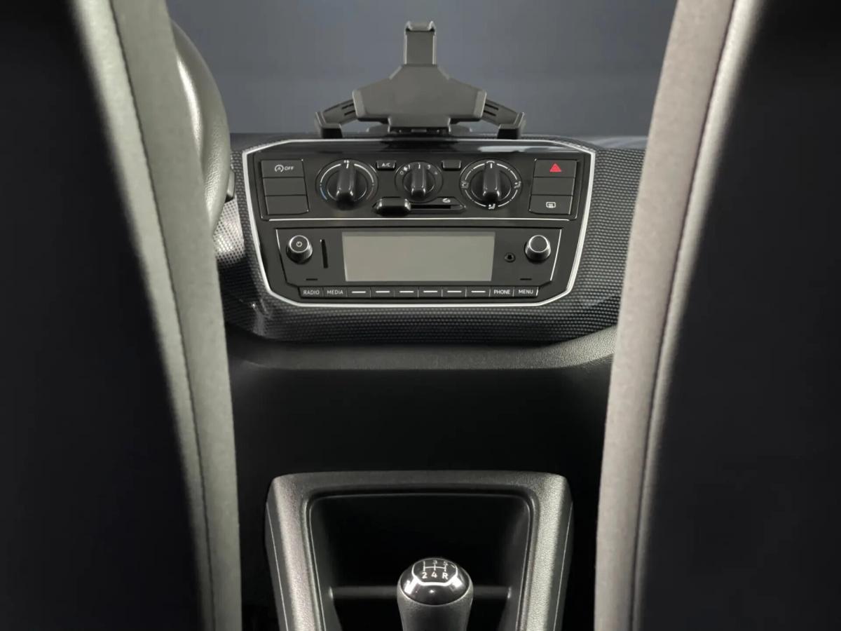 volkswagen-up-2018-gasolina-999cc