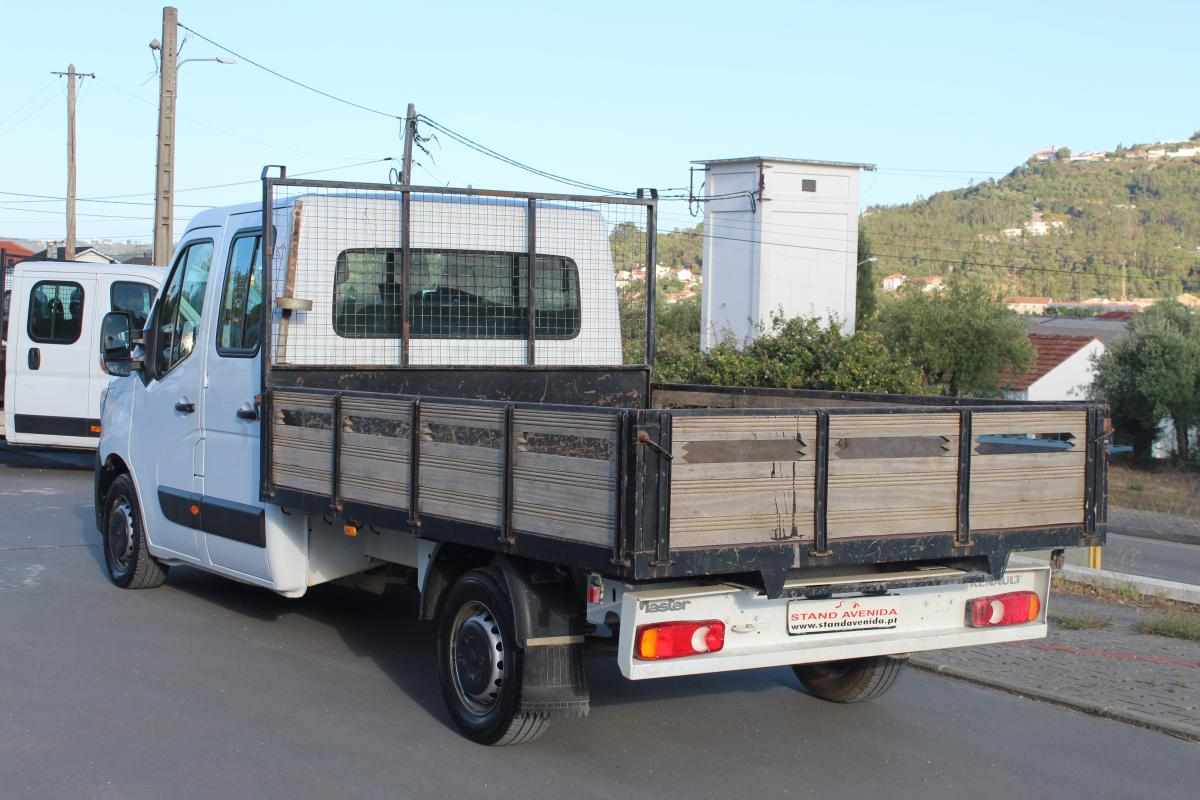 renault-master-2-3-163cv-2023-diesel-2299cc