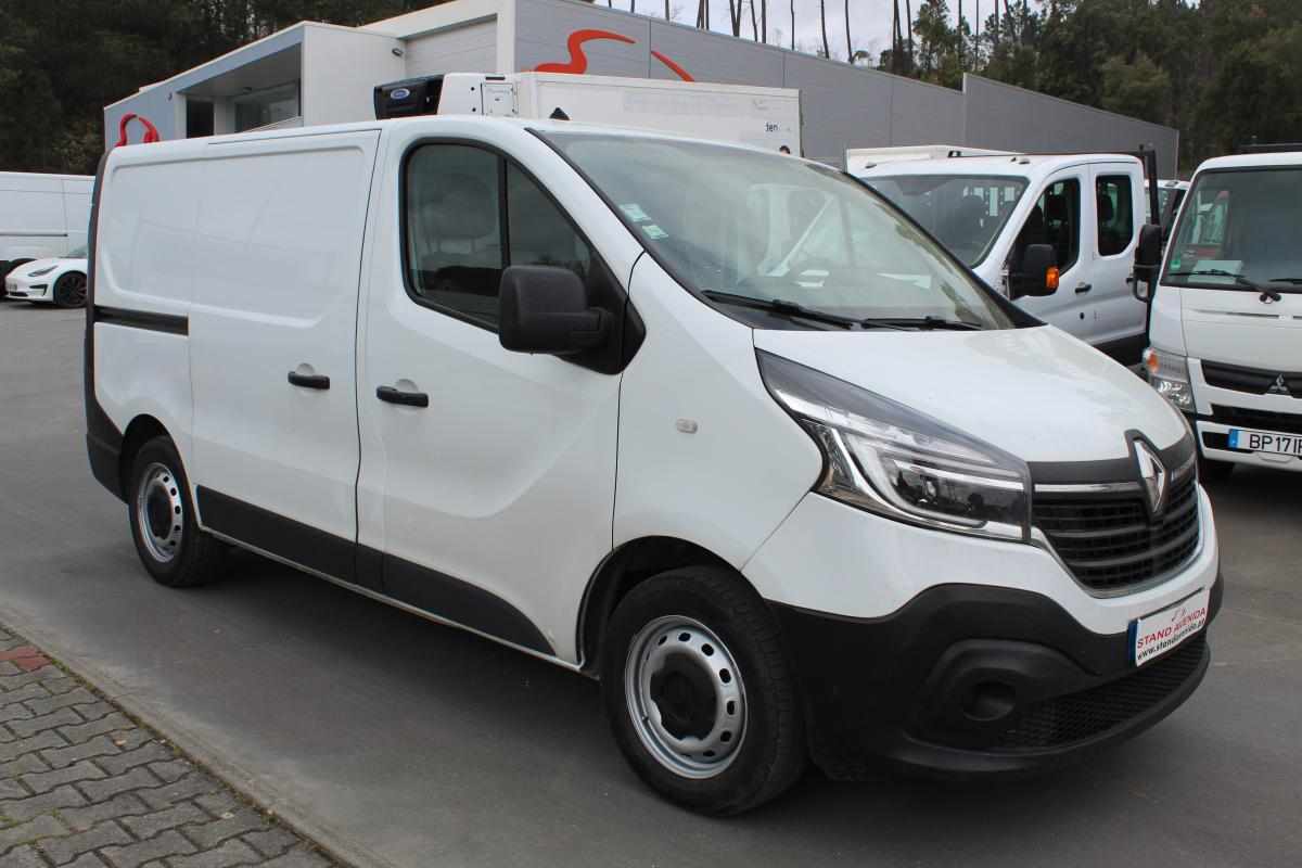 renault-trafic-2-0-120cv-2021-diesel-1997cc