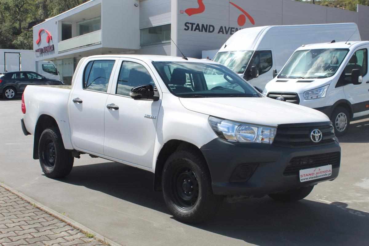 toyota-hilux-2-4-4wd-2019-diesel-2393cc