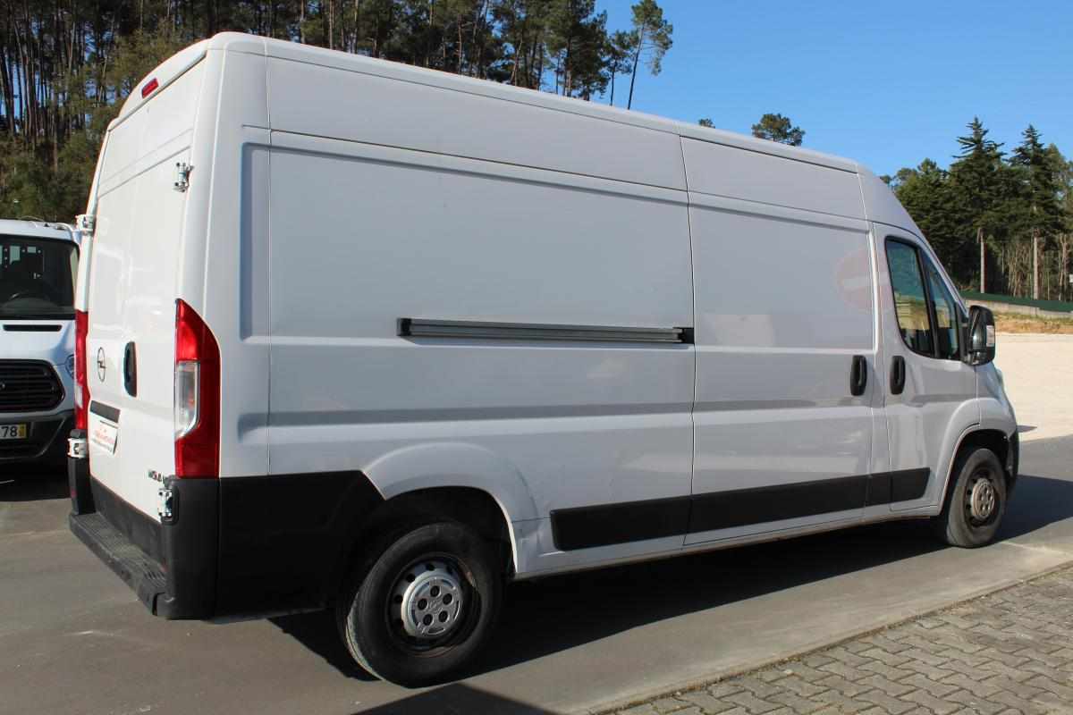 opel-movano-2-2-140cv-2023-diesel-2179cc