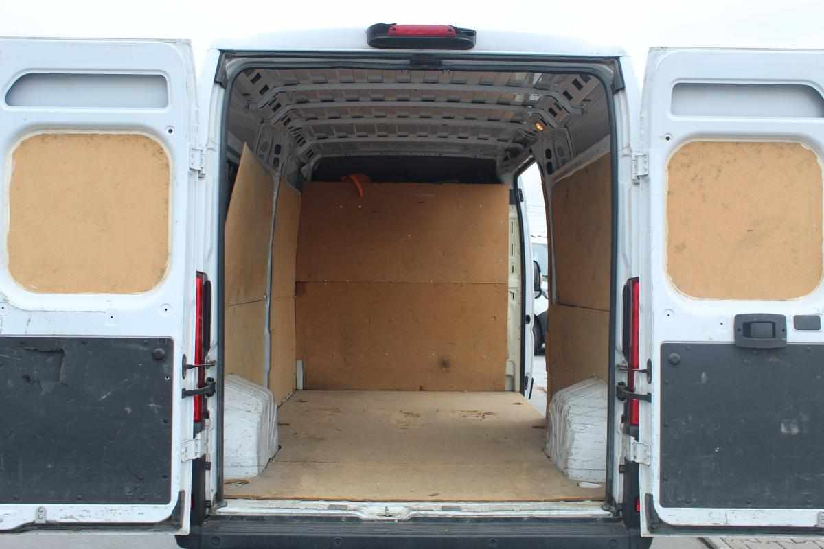 opel-movano-2-2-140cv-2023-diesel-2179cc