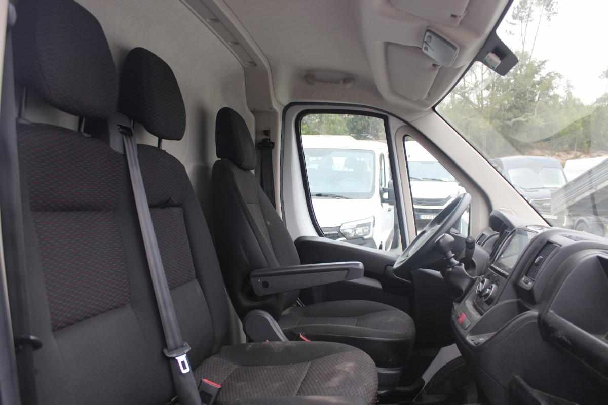 opel-movano-2-2-140cv-2023-diesel-2179cc