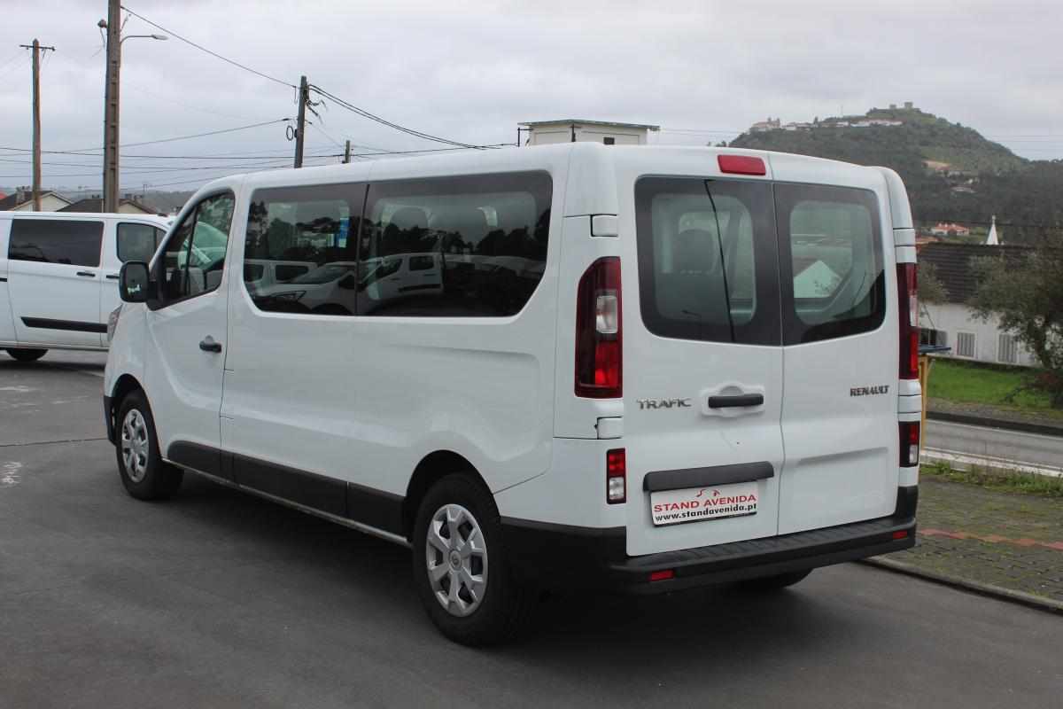 renault-trafic-2-0-131cv-2022-diesel-1997cc