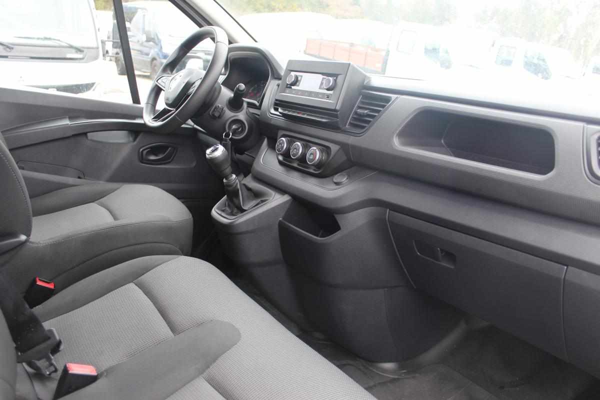 renault-trafic-2-0-131cv-2022-diesel-1997cc