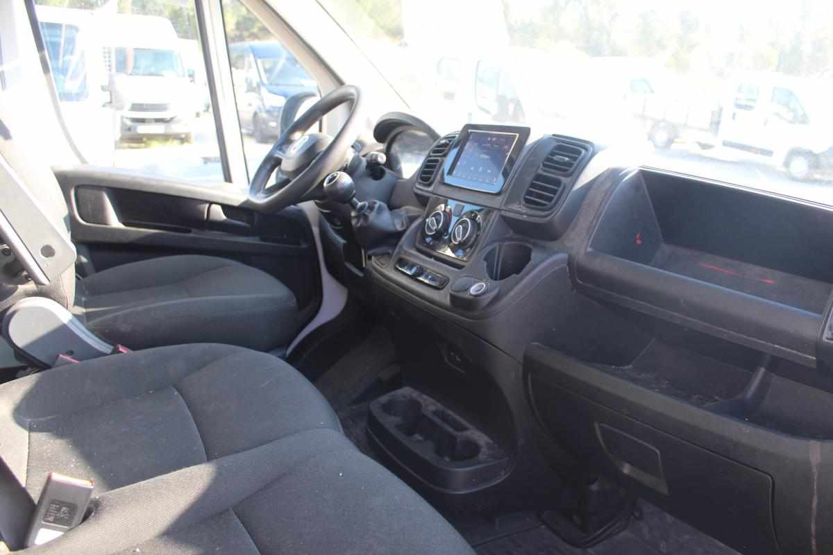 fiat-ducato-2-2-140cv-2023-diesel-2184cc