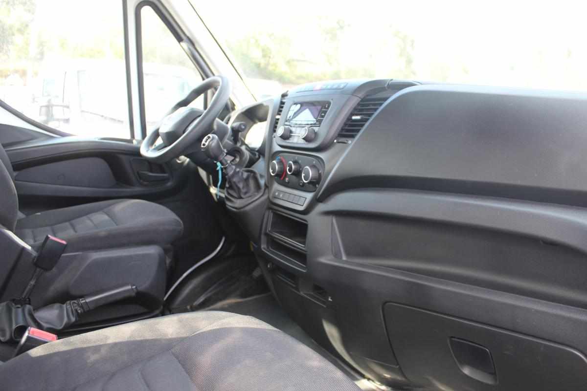 iveco-daily-2-3-156cv-2024-diesel-2287cc