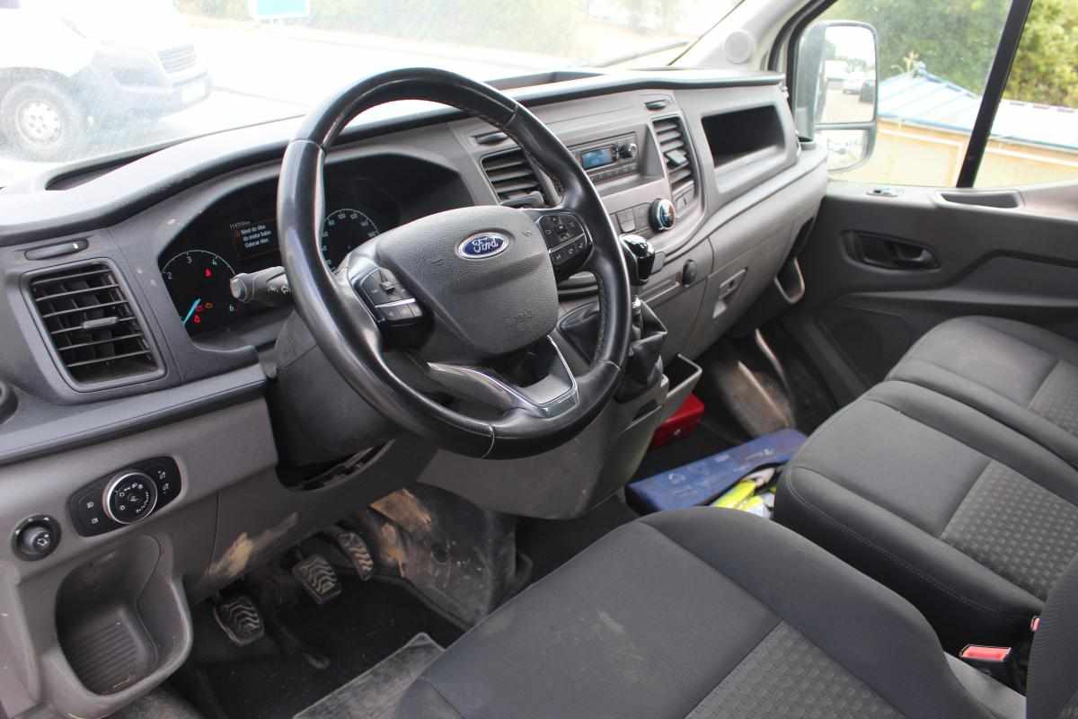 ford-transit-2-0-130cv-2023-diesel-1995cc