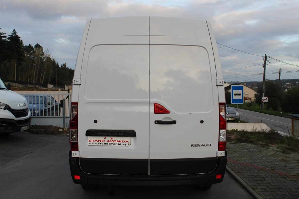renault-master-2-3-136cv-2021-diesel-2299cc