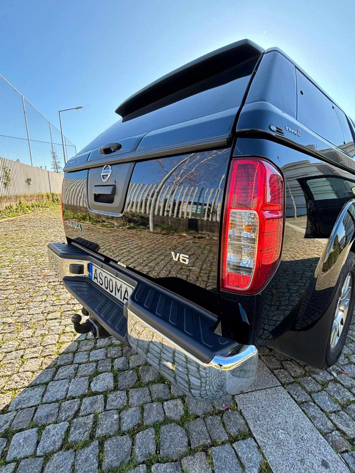 nissan-navara-3-0-dci-v6-4x4-2013-diesel-2993cc